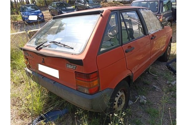seat ibiza del año 1986