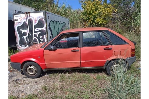 seat ibiza del año 1986