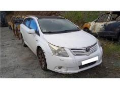 toyota avensis (t27) del año 2010