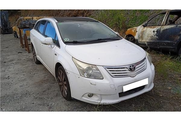 toyota avensis (t27) del año 2010