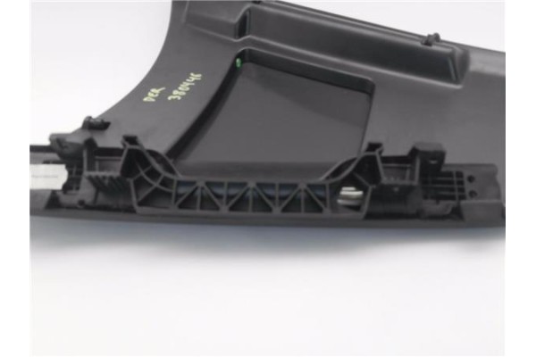 Recambio de tapa derecha salpicadero para citroen c4 picasso 1.6 hdi referencia OEM IAM 8218PQ  