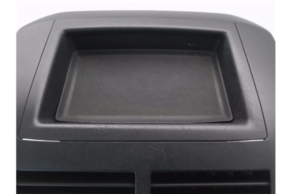 Recambio de embellecedor consola central para volkswagen polo iv (9n1) 1.4 16v referencia OEM IAM 6Q0858069L  