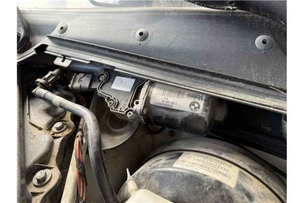 Recambio de motor limpiaparabrisas delantero para bmw serie 1 berlina 5p (f20) 2.0 116d referencia OEM IAM 726750303012 W0000260