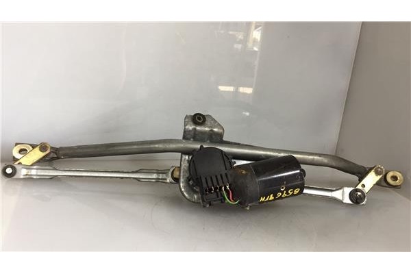 Recambio de motor limpiaparabrisas delantero para volkswagen passat berlina (3b2) 1.6 básico referencia OEM IAM 8D1955113A 03902