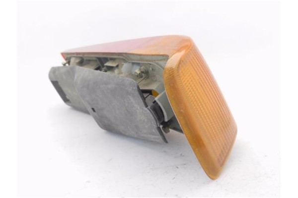 Recambio de piloto trasero izquierdo para ford sierra berlina 1.3 básico referencia OEM IAM 6123145  