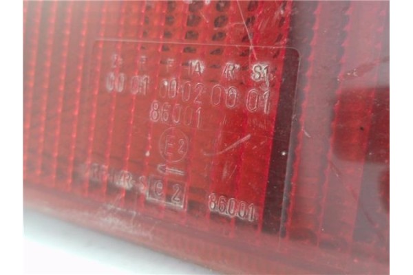 Recambio de piloto trasero izquierdo para ford sierra berlina 1.3 básico referencia OEM IAM 6123145  