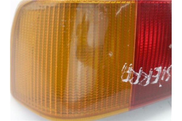 Recambio de piloto trasero izquierdo para ford sierra berlina 1.3 básico referencia OEM IAM 6123145  