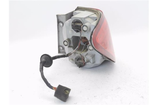 Recambio de piloto trasero izquierdo para chevrolet epica 2.0 lt referencia OEM IAM 96990633  