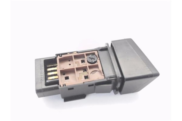 Recambio de interruptor luces emergencia para mazda 5 2.0 referencia OEM IAM 15A468  