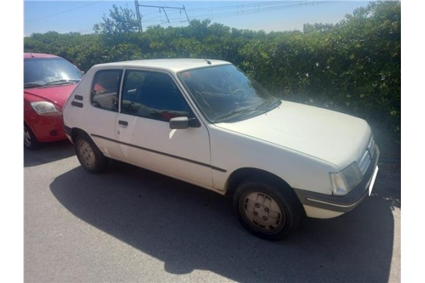 peugeot 205 xrd del año 1992