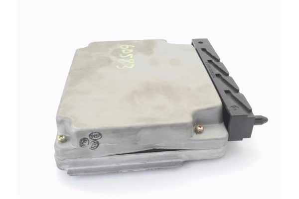 Recambio de centralita para volvo s60 berlina 2.4 referencia OEM IAM MB0797008831 08627471A 