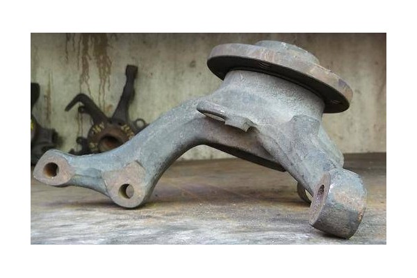 Recambio de mangueta delantero derecha para volkswagen passat berlina (3a2) 1.9 tdi referencia OEM IAM   
