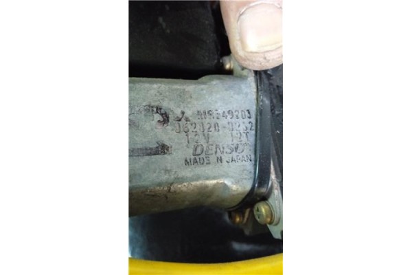 Recambio de elevalunas electrico delantero izquierdo para mitsubishi space wagon (n80/n90) 2.4 referencia OEM IAM 062820-0232  