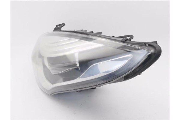 Recambio de faro delantero izquierdo para renault megane iii sport tourer 1.5 business referencia OEM IAM 260605817R 30128820100