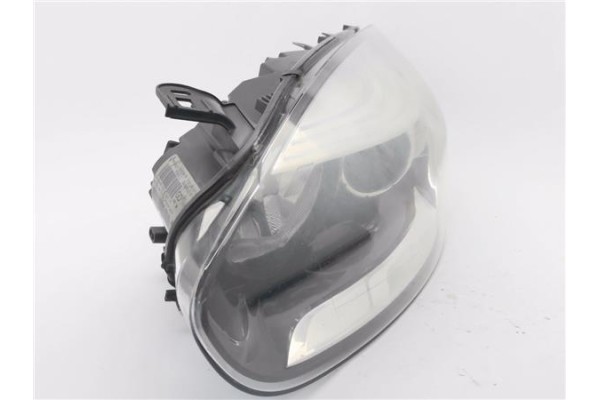 Recambio de faro delantero izquierdo para renault megane iii sport tourer 1.5 business referencia OEM IAM 260605817R 30128820100