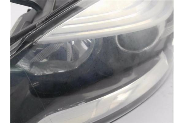Recambio de faro delantero izquierdo para renault megane iii sport tourer 1.5 business referencia OEM IAM 260605817R 30128820100
