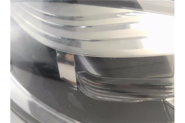 Recambio de faro delantero izquierdo para renault megane iii sport tourer 1.5 business referencia OEM IAM 260605817R 30128820100