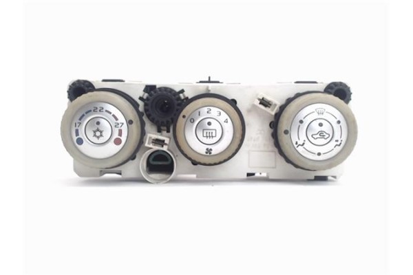 Recambio de mandos calefaccion / a.a. para mitsubishi colt cz3 berl. 5 (z30a) 1.1 inform (d) referencia OEM IAM   