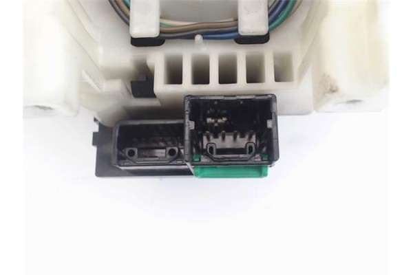 Recambio de mando intermitencia para mitsubishi colt cz3 berl. 5 (z30a) 1.1 inform (d) referencia OEM IAM   