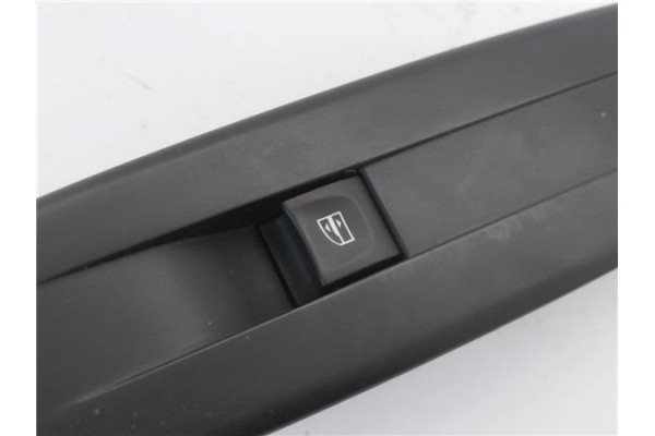 Recambio de mando elevalunas delantero derecho para renault megane iii sport tourer 1.5 business referencia OEM IAM E30176  