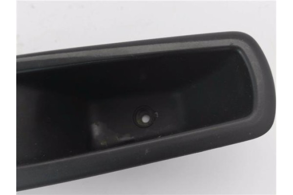 Recambio de mando elevalunas delantero izquierdo para renault megane iii sport tourer 1.5 business referencia OEM IAM 809610017R