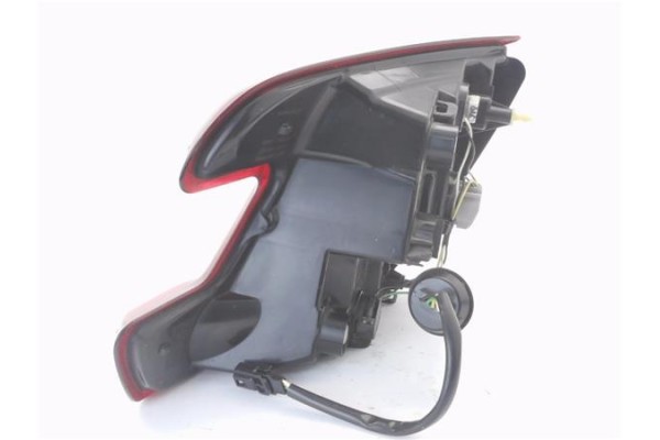 Recambio de piloto porton trasero izquierdo para renault megane iii sport tourer 1.5 business referencia OEM IAM 265550028R  