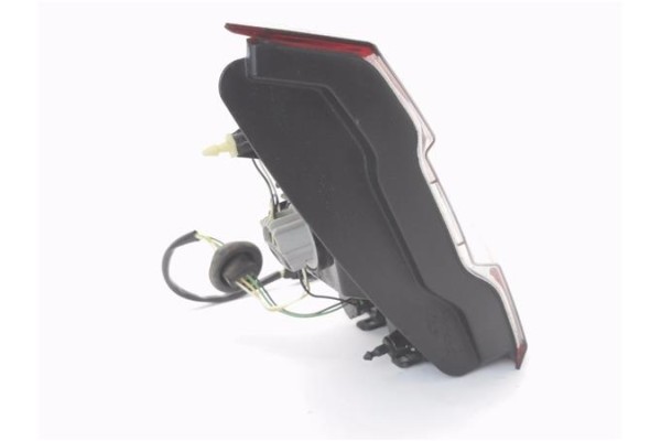 Recambio de piloto porton trasero izquierdo para renault megane iii sport tourer 1.5 business referencia OEM IAM 265550028R  