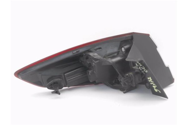Recambio de piloto trasero derecho para renault megane iii sport tourer 1.5 business referencia OEM IAM 265500010R  