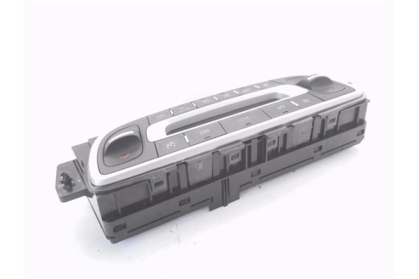 Recambio de mandos climatizador para renault megane iii sport tourer 1.5 business referencia OEM IAM T1001909K  
