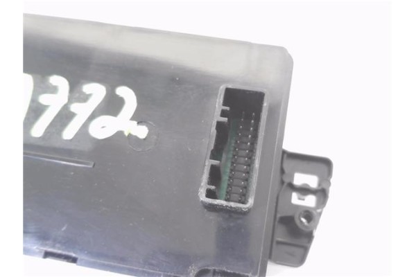 Recambio de mandos climatizador para renault megane iii sport tourer 1.5 business referencia OEM IAM T1001909K  