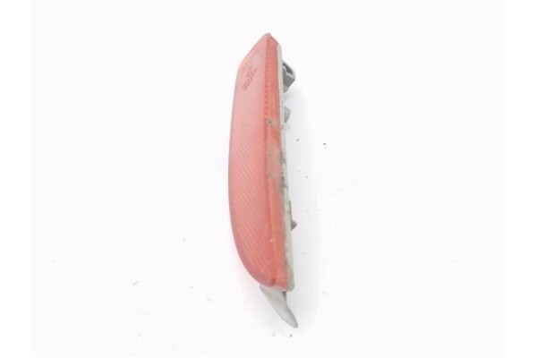 Recambio de reflectante paragolpes trasero para mazda 5 2.0 referencia OEM IAM E4023187  