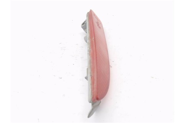 Recambio de reflectante paragolpes trasero para mazda 5 2.0 referencia OEM IAM E4023187  