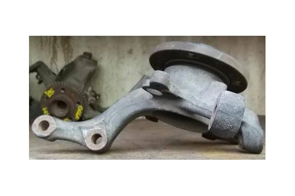 Recambio de mangueta delantero derecha para volkswagen polo iii (6n1) 64 1.9 d referencia OEM IAM   