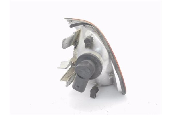 Recambio de intermitente delantero dcho para bmw serie 3 coupe (e46) 2.0 320 ci referencia OEM IAM 0311329002 1315106155 