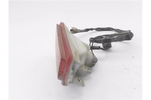 Recambio de piloto antiniebla trasero derecho para mazda 5 2.0 referencia OEM IAM CC2951650  