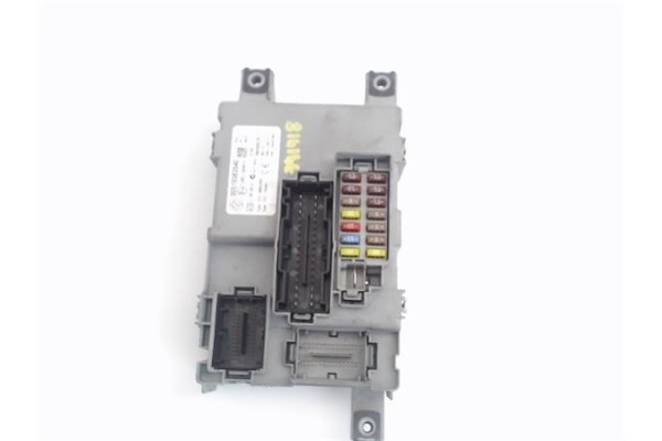 Recambio de caja fusibles/rele para fiat ii doblo (263) cargo 1.3 basis kasten referencia OEM IAM 00519383540  