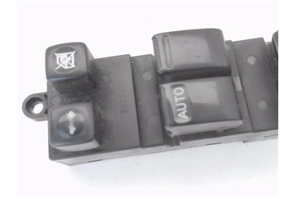 Recambio de mando elevalunas delantero izquierdo para nissan primera berlina (p12) 1.6 referencia OEM IAM 25401AV640  