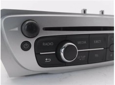 Recambio de autoradio para renault megane iii sport tourer 1.5 business referencia OEM IAM 1439127979 TA20111664 