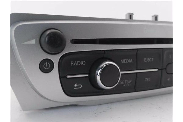 Recambio de autoradio para renault megane iii sport tourer 1.5 business referencia OEM IAM 1439127979 TA20111664 