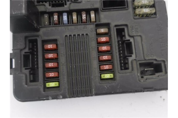 Recambio de caja fusibles/rele para renault scenic ii (jm) 1.9 authentique referencia OEM IAM 8200306032B S118399200E 
