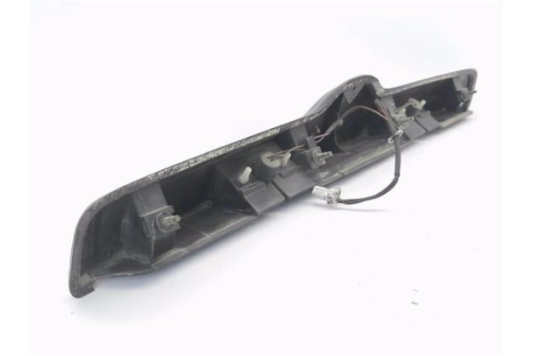 Recambio de moldura porton trasero para nissan micra (k11) 1.0 comfort referencia OEM IAM 908106F6  