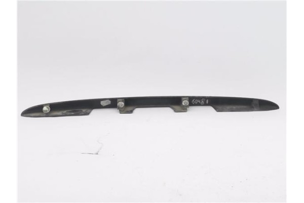 Recambio de moldura porton trasero para peugeot 206 1.4 i referencia OEM IAM 9648068077 9648068177 
