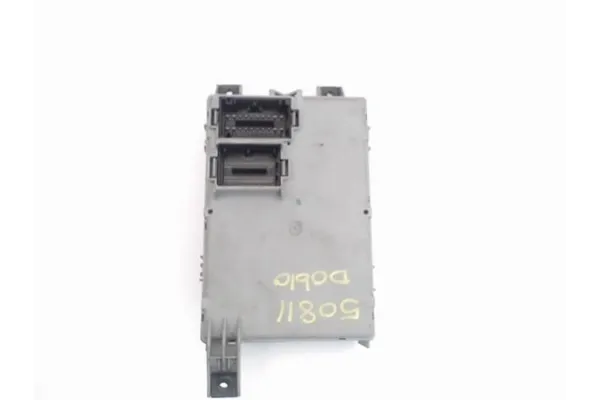 Recambio de cierre electromagnetico trasero derecho para peugeot 207 1.6 hdi referencia OEM IAM 24099816  