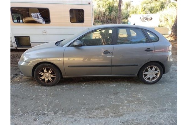 seat ibiza (6l1) del año 2008