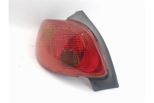 Recambio de piloto trasero izquierdo para peugeot 206 2.0 hdi 90 referencia OEM IAM   
