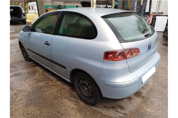 seat ibiza (6l1) del año 2003