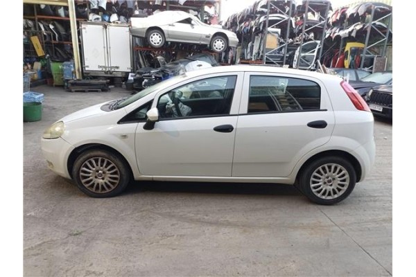 fiat punto / grande punto (199) del año 2011