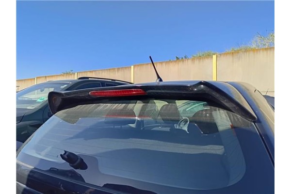 Recambio de aleron trasero para honda civic berlina 3 (ep) 1.6i sport referencia OEM IAM 71700S5SE01ZA  