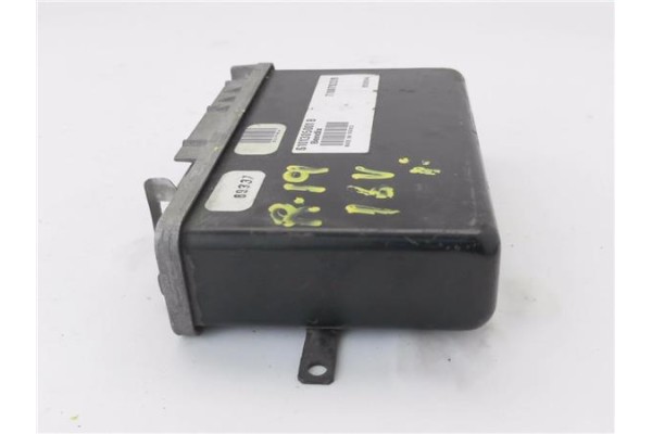 Recambio de centralita abs para renault r 19 berl. con portón (b/c53) 1.8 16v (b/c53d) referencia OEM IAM 7700792379 S101305001B