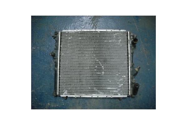 Recambio de radiador para renault r 19 berl. con portón (b/c53) 1.7 (b/c53b) referencia OEM IAM 7700272527  